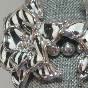 FREE Vintage BRACELET DEFECT